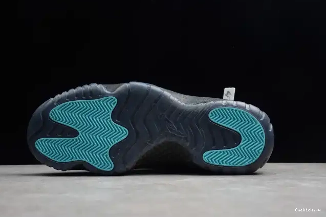 One Kick Jordan Air 11 Gamma Retro 378037-006 Blue 0529